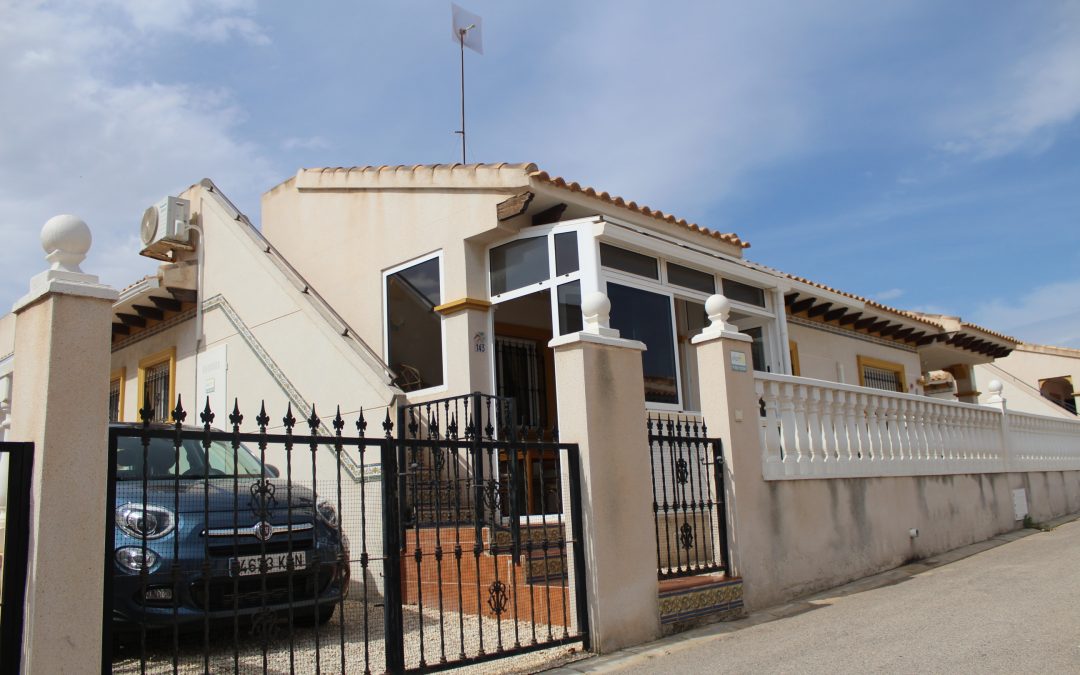 Lovely two bedroom, two bathroom Marbella bungalow for sale in Cabo Roig