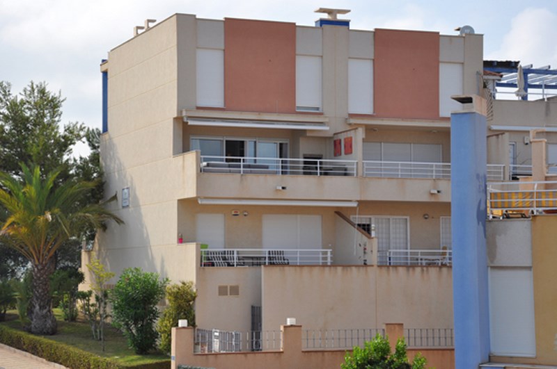 End of terrace top floor penthouse duplex with sea views for sale in Campoamor