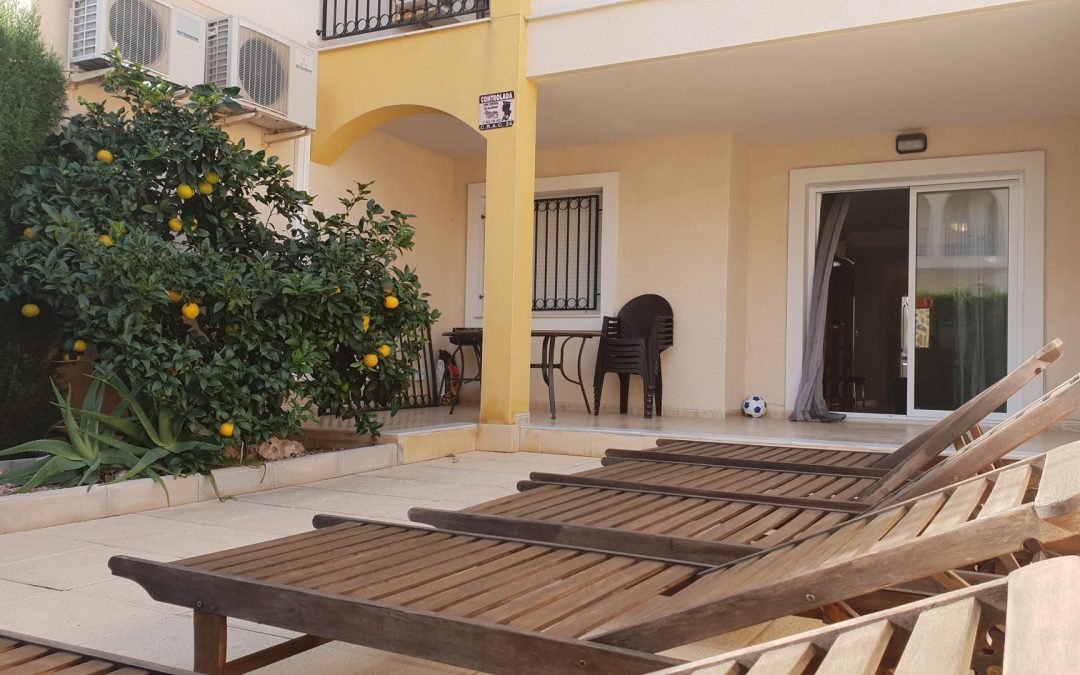 Two bedroom apartment, 600 metres from the beach in Campoamor
